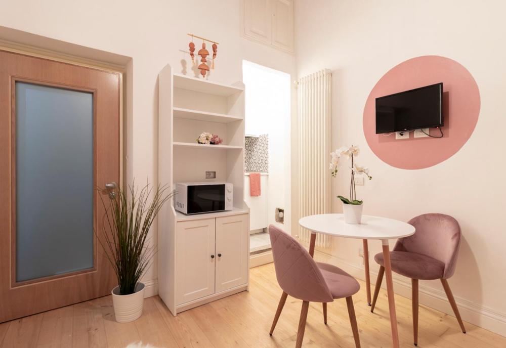 Relstay - Brera - Lovely 1Br Milano Ngoại thất bức ảnh